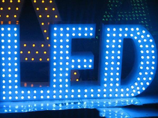 成都led灯箱外露发光字制作